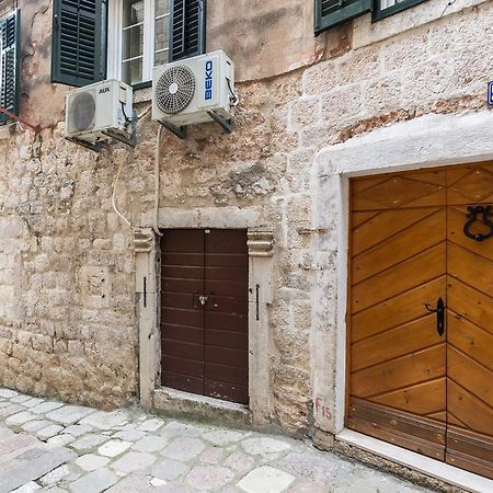 Neda Apartment Kotor Eksteriør bilde