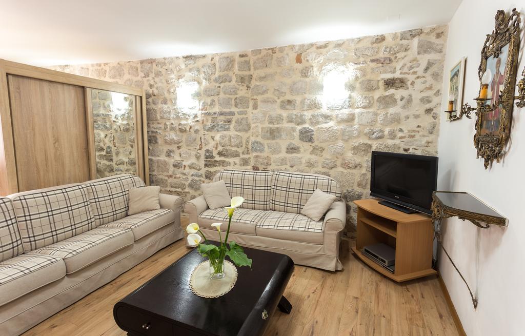 Neda Apartment Kotor Eksteriør bilde